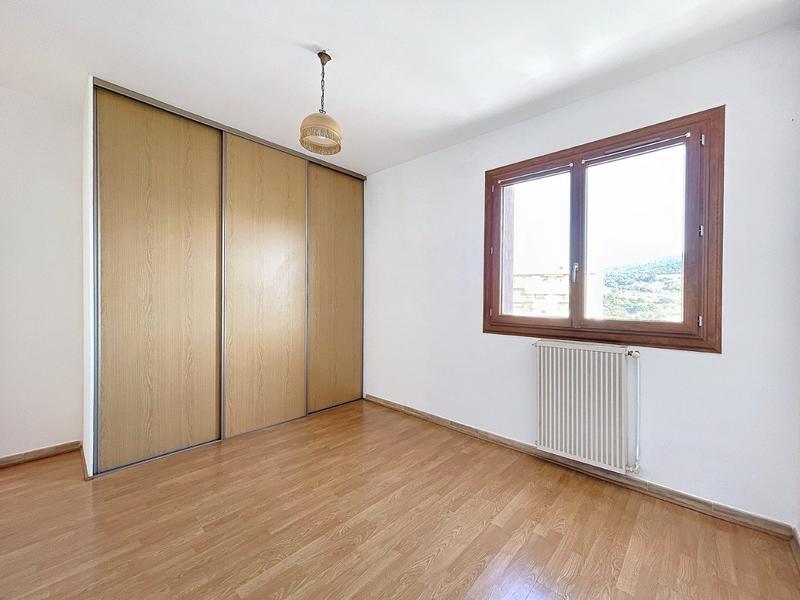 Appartement - 86 m² - 3 pièces