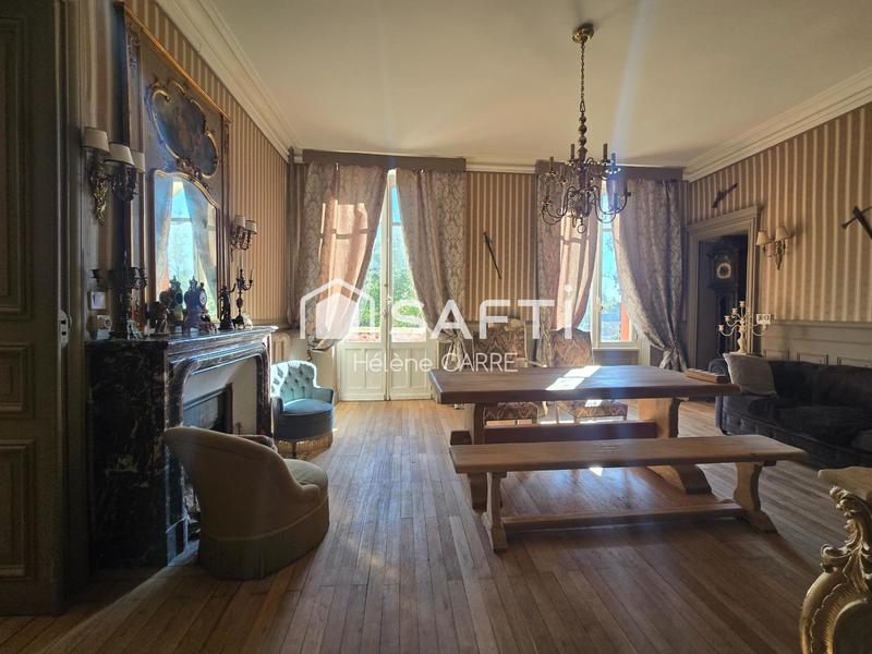 Château - 670 m² - 16 pièces