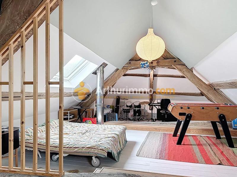 Maison - 224 m² - 7 pièces