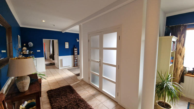 Maison - 213 m² - 6 pièces