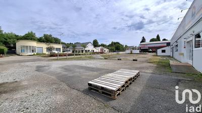 Maison - 800 m² - 4 pièces