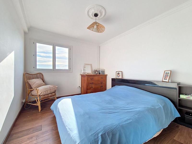 Appartement - 80 m² - 3 pièces