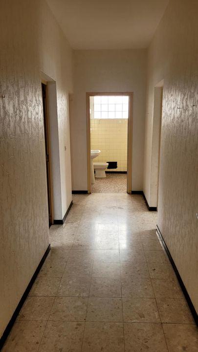 Maison - 260 m² - 10 pièces