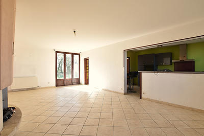 Maison - 148 m² - 8 pièces