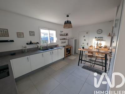 Maison - 102 m² - 4 pièces