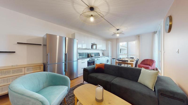 Appartement - 101 m² - 6 pièces