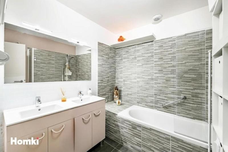 Appartement - 81 m² - 4 pièces