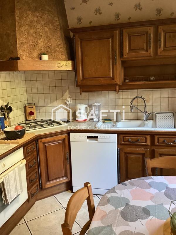 Maison - 97 m² - 5 pièces