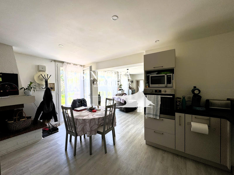 Maison - 105 m² - 4 pièces