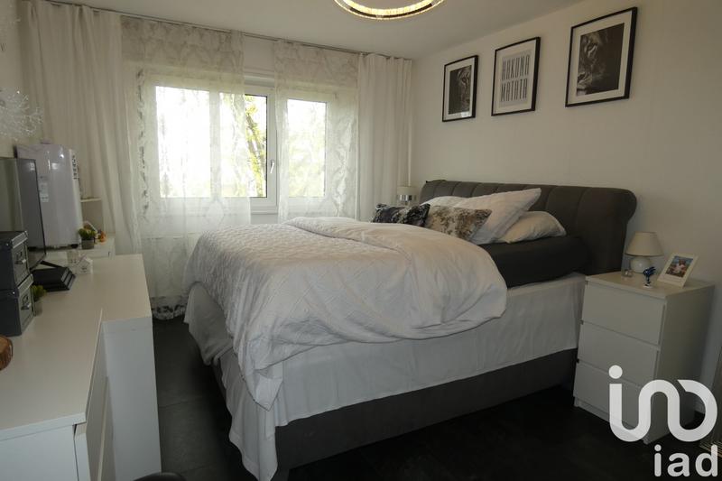 Appartement - 80 m² - 4 pièces