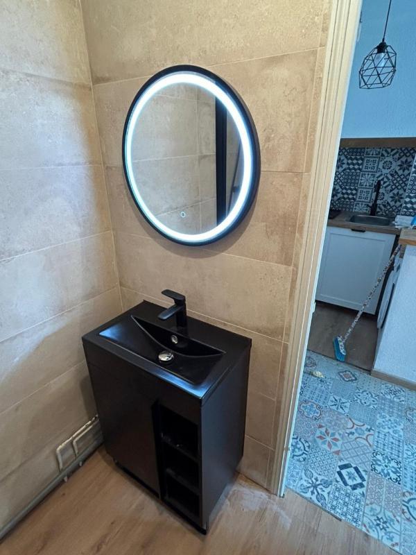 Studio - 25 m² - 1 pièce