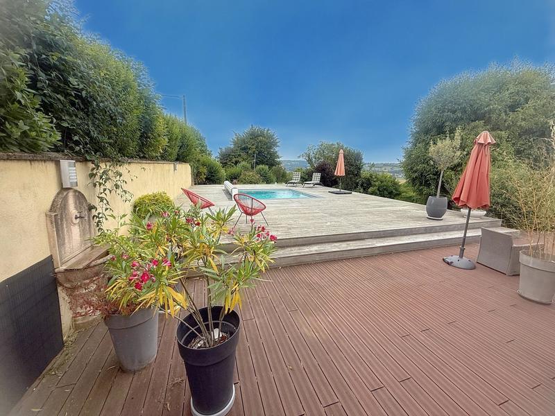 Maison - 133 m² - 5 pièces