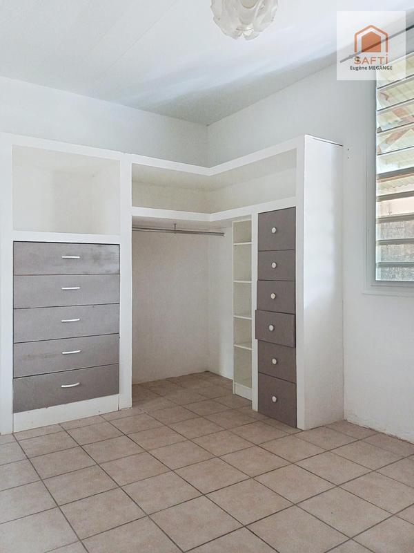 Propriété - 197 m² - 7 pièces