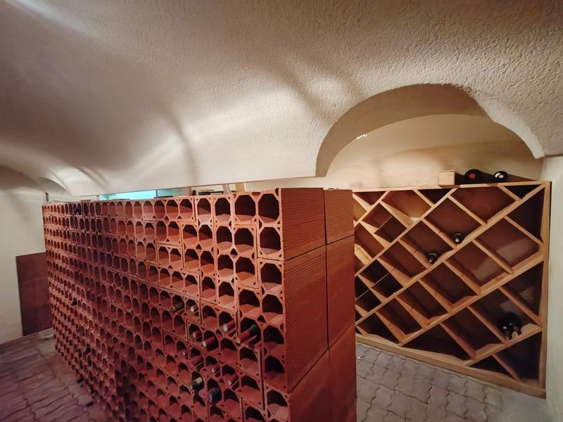 Demeure - 334 m² - 12 pièces