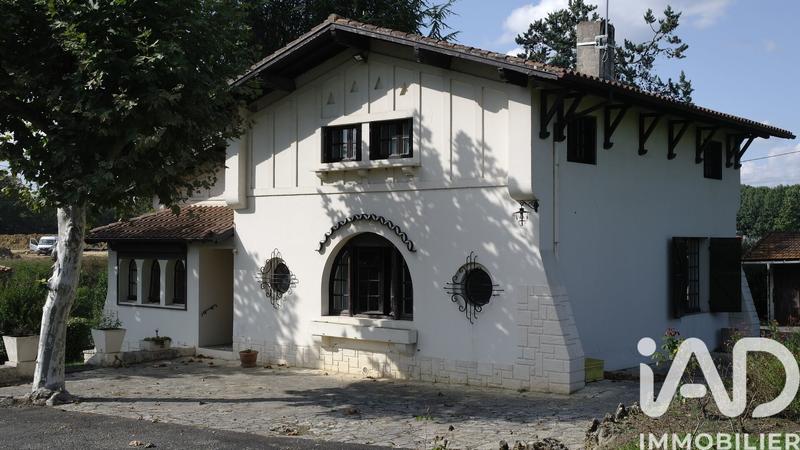 Maison - 137 m² - 7 pièces