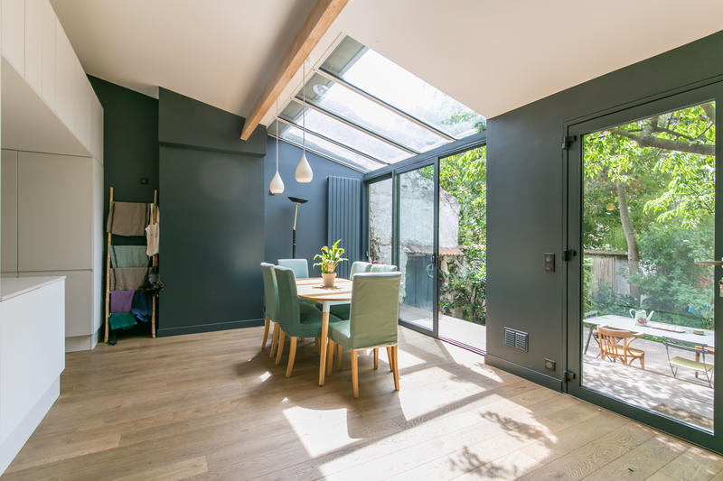 Maison - 220 m² - 8 pièces