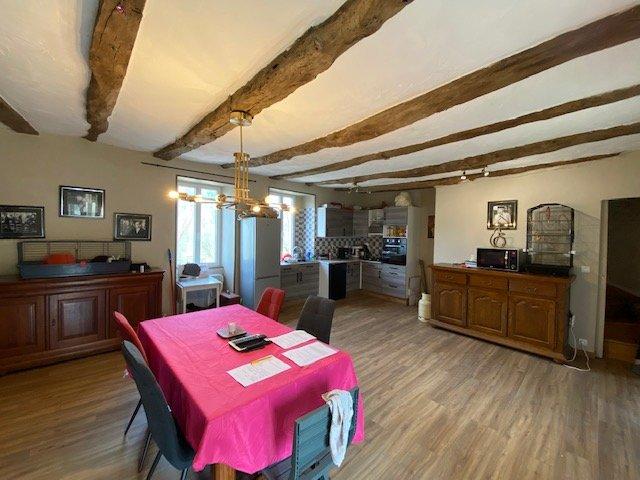 Maison - 120 m² - 6 pièces
