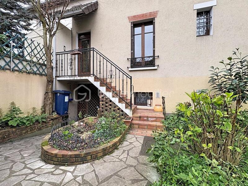 Maison - 130 m² - 5 pièces