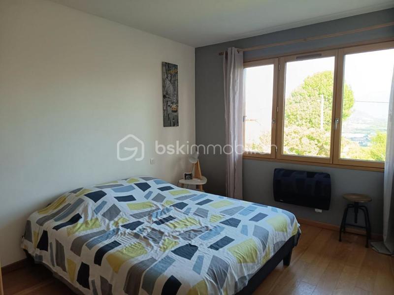 Maison traditionnelle - 103 m² - 4 pièces