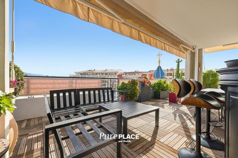 Appartement - 110 m² - 4 pièces