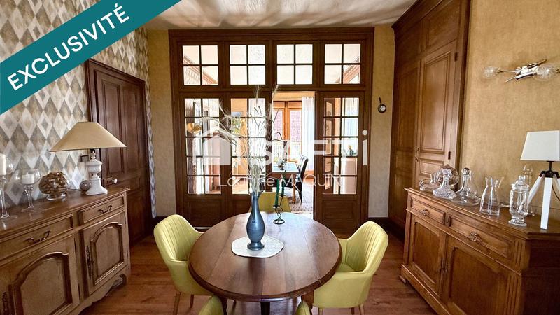 Maison - 250 m² - 8 pièces