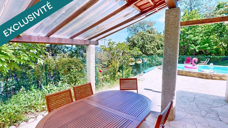 Maison - 98 m² - 5 pièces