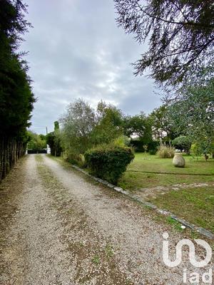 Maison - 220 m² - 7 pièces