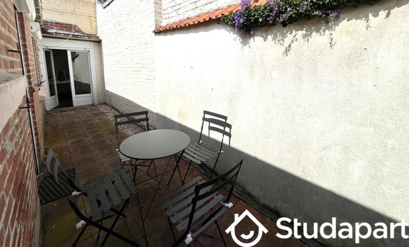 Chambre - 13 m² - 1 pièce