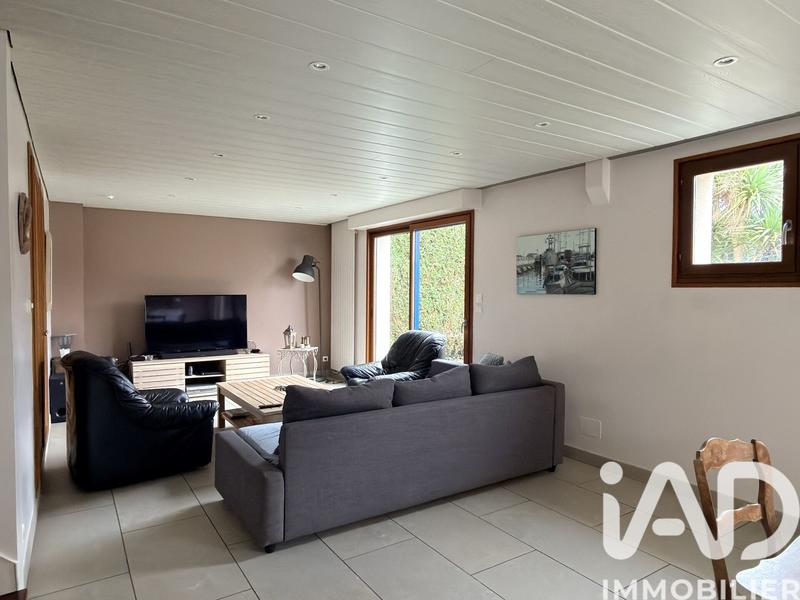 Maison - 264 m² - 10 pièces