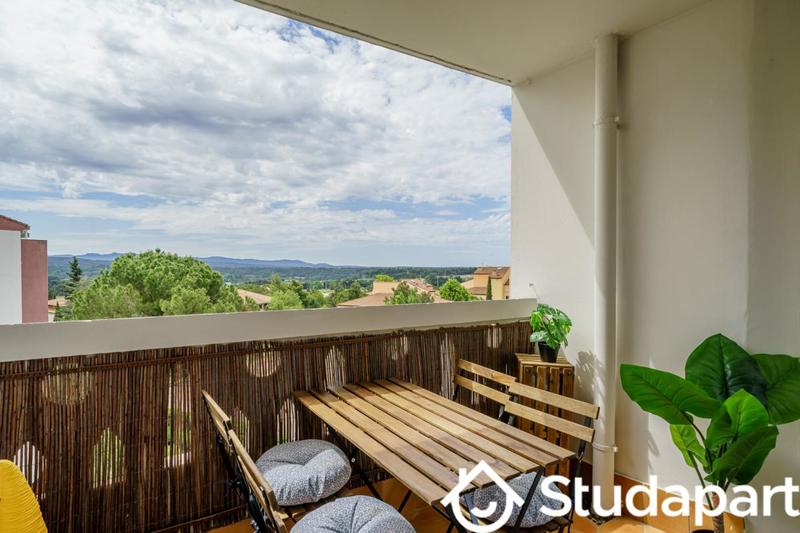 Chambre - 13 m² - 1 pièce