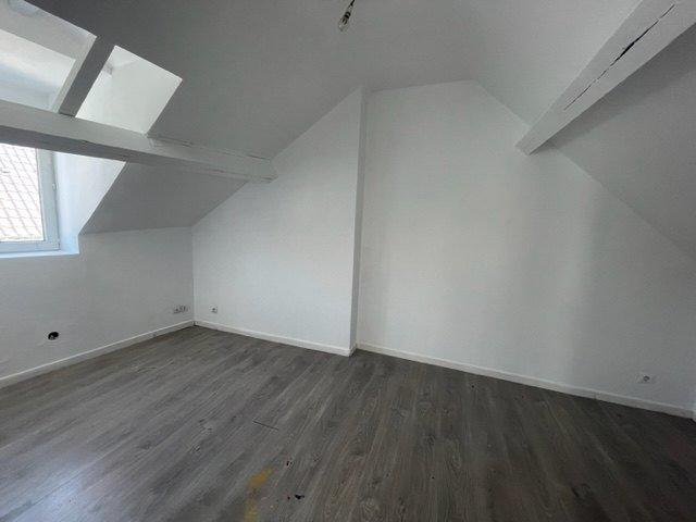 Maison - 87 m² - 5 pièces