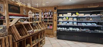 Local commercial - 113 m² - 2 pièces