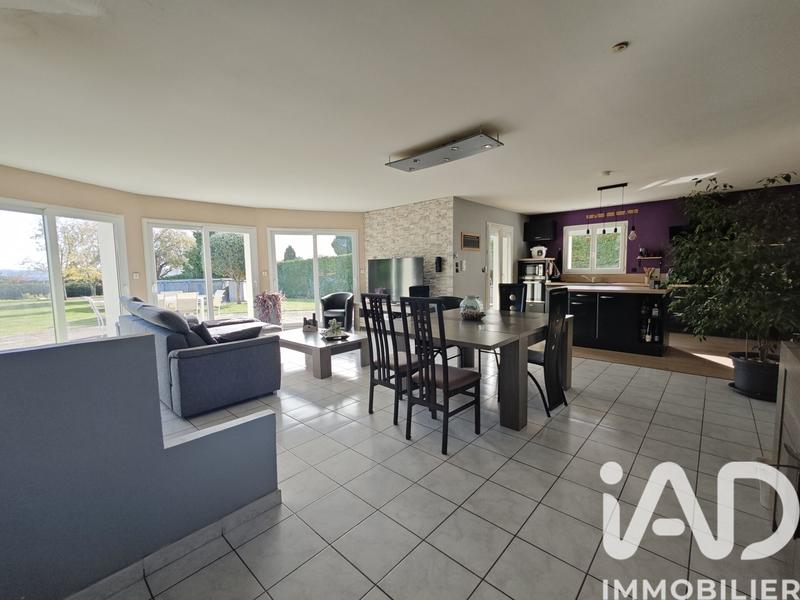 Maison - 144 m² - 5 pièces