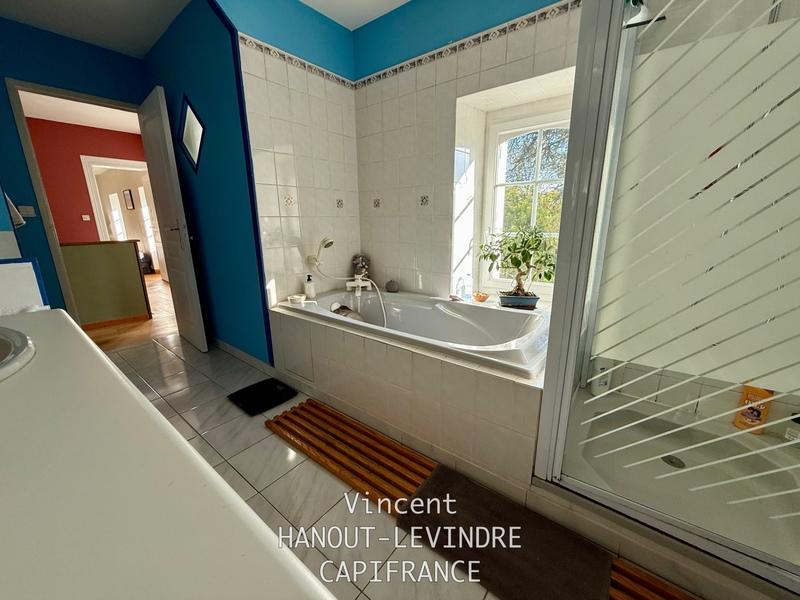 Maison - 200 m² - 11 pièces