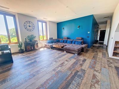 Appartement - 153 m² - 5 pièces