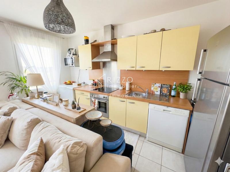 Appartement - 45 m² - 2 pièces