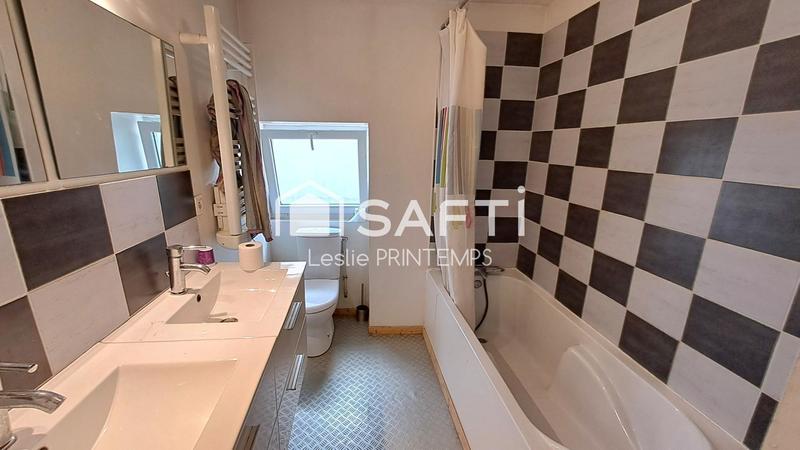 Maison - 123 m² - 5 pièces