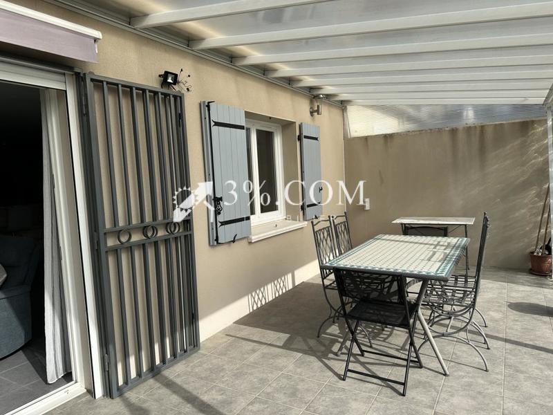 Maison - 93 m² - 4 pièces