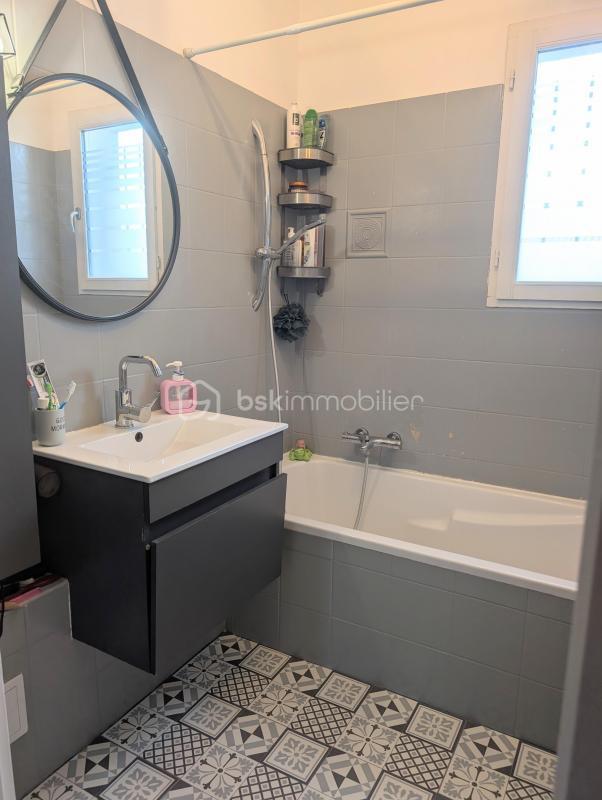 Maison - 107 m² - 4 pièces