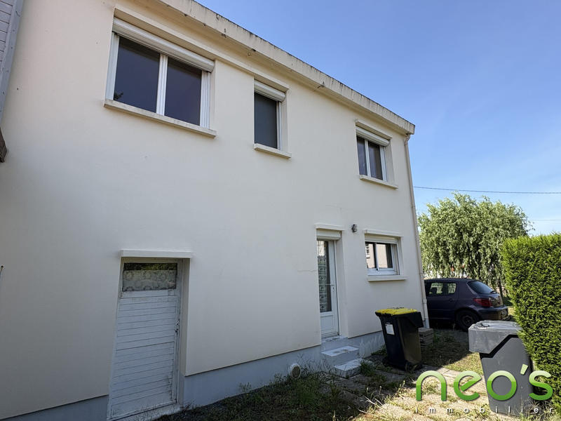 Maison traditionnelle - 88 m² - 5 pièces