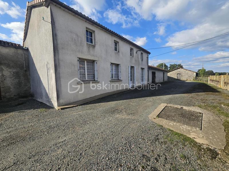 Maison ancienne - 98 m² - 5 pièces