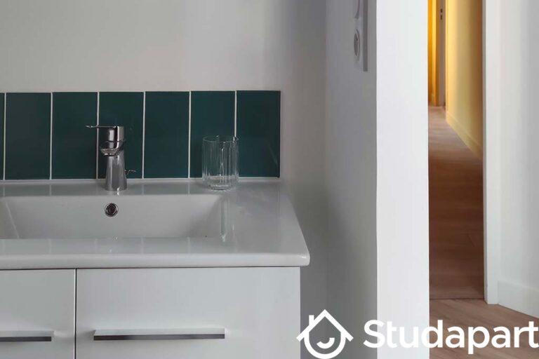 Chambre - 13 m² - 1 pièce