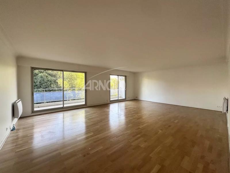 Appartement - 150 m² - 5 pièces