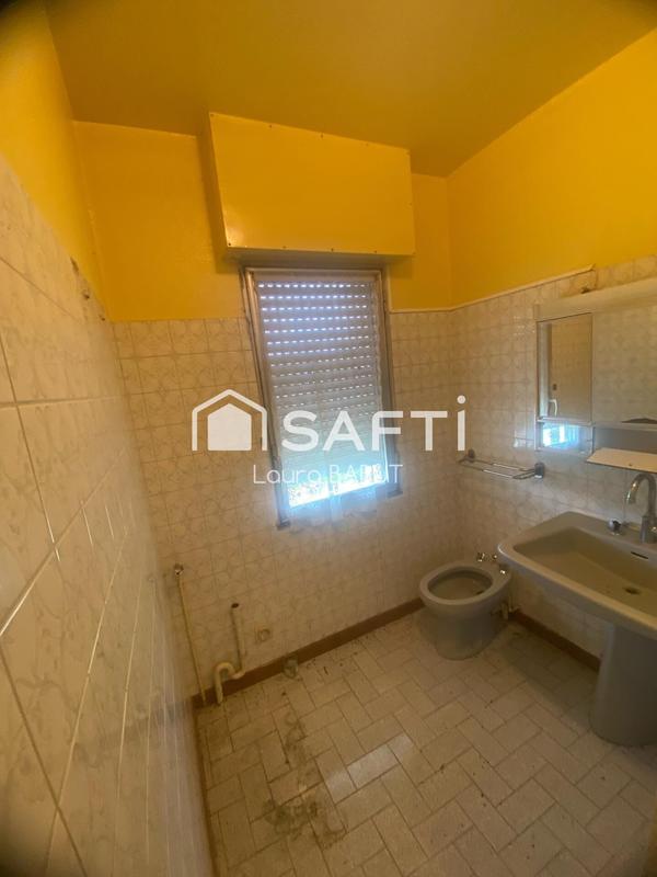 Maison - 181 m² - 6 pièces