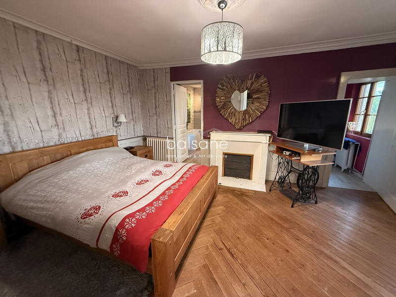 Maison - 226 m² - 8 pièces