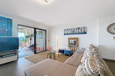 Appartement - 83 m² - 4 pièces