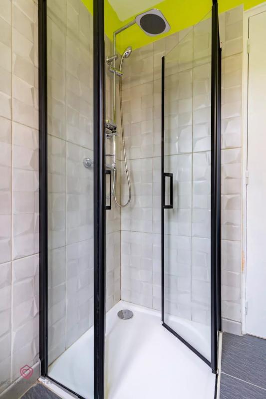 Propriété - 277 m² - 13 pièces