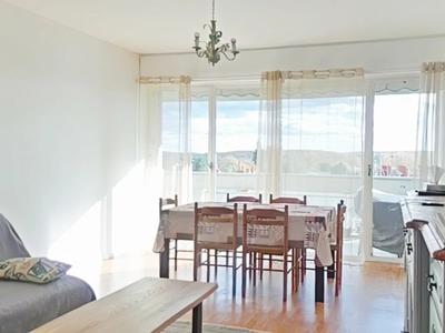 Appartement - 103 m² - 5 pièces