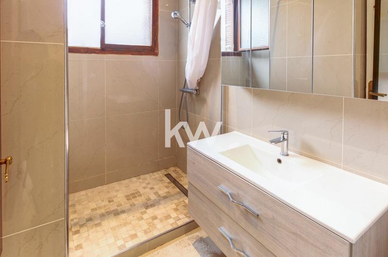 Appartement - 75 m² - 3 pièces