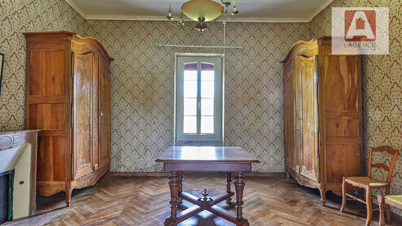 Maison - 189 m² - 6 pièces